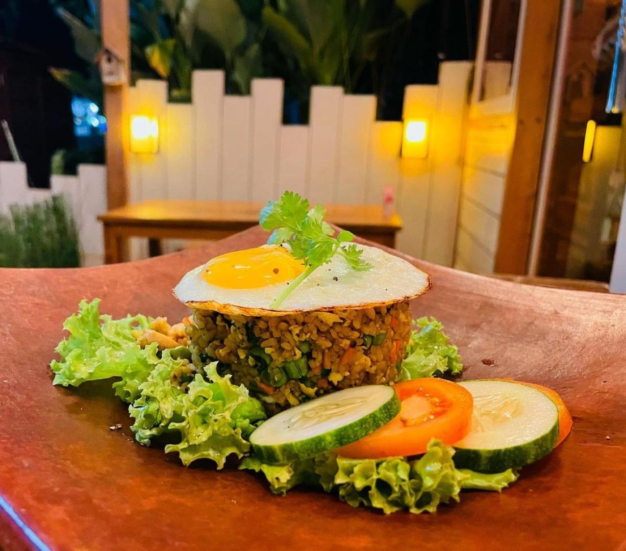 Food Cost Lombok, The Hut