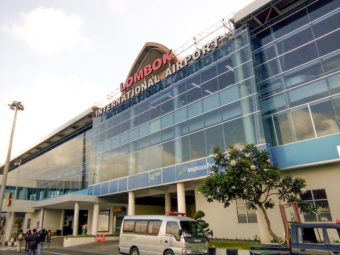 Flights to Lombok Airport - Herryz